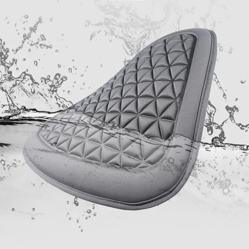 3D breathable car seat cushion grey waterproof diamond quilted single pad with water splash showing water-resistant surface