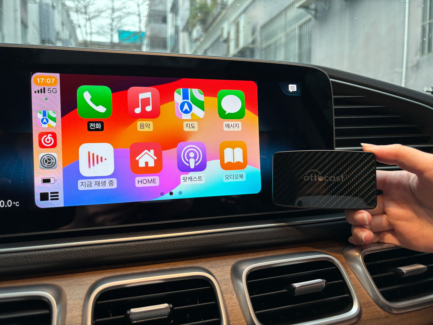 Android CarPlay AI Box – Wireless Adapter with 5G, Netflix, YouTube
