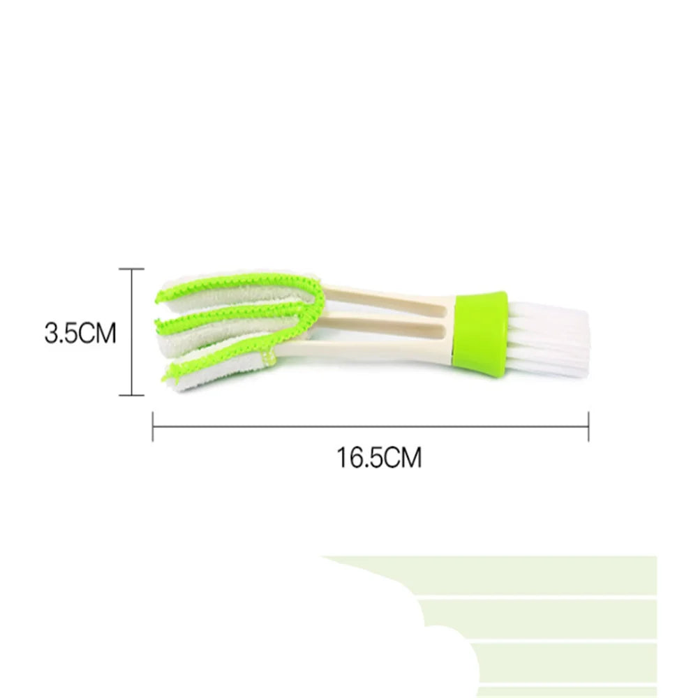 Car vent cleaning brush dimensions: 16.5cm long, 3.5cm wide, shown on white background
